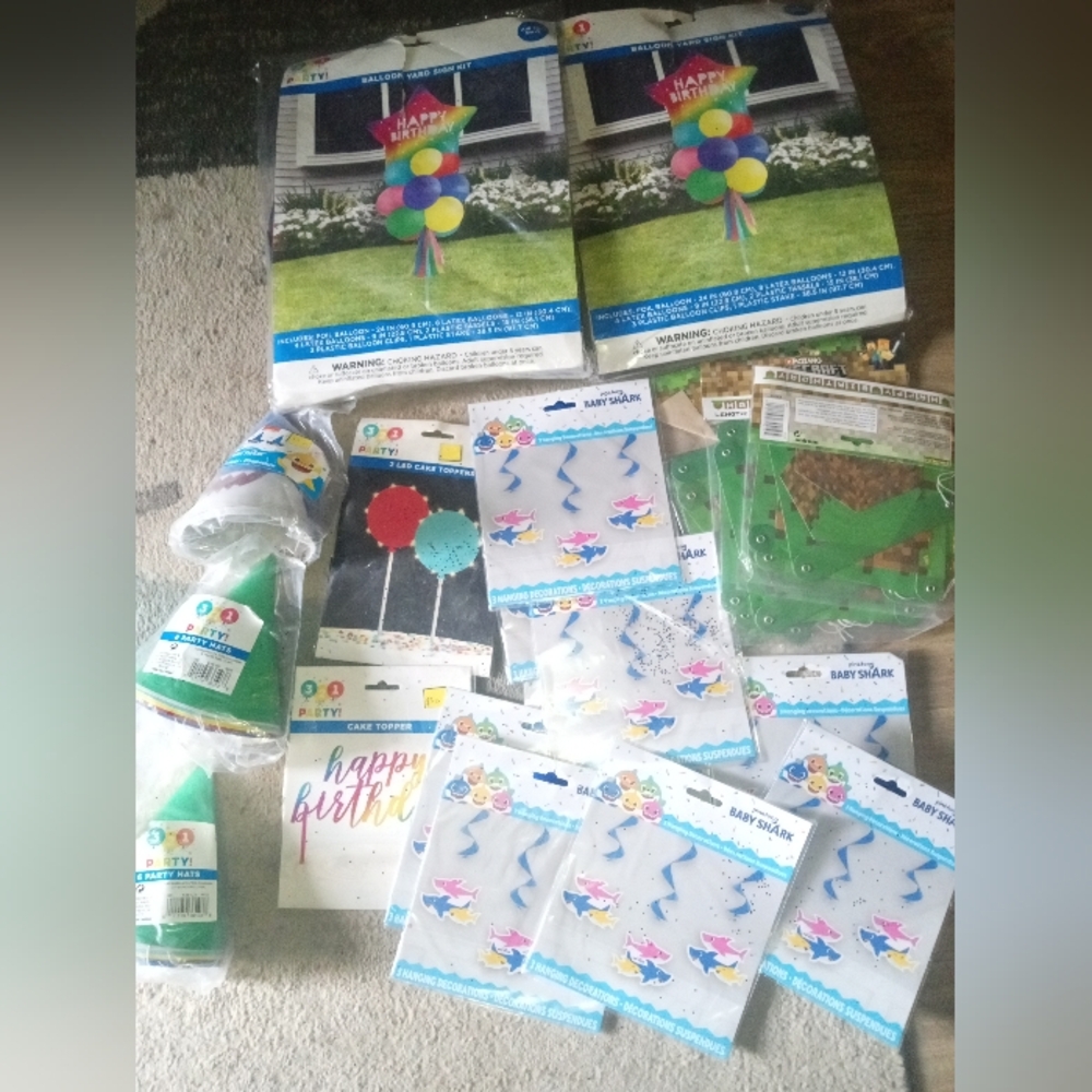 20 Happy Birthday Items/Bundle New Balloons, Party Hats, Baby Shark Decorations